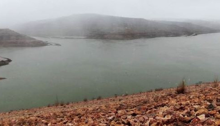 Tehlike çanları çalan baraj doluyor