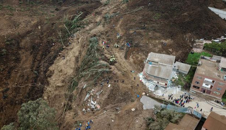 Ekvador'da toprak kayması: Ölenlerin sayısı 21'e çıktı