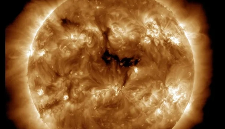 Güneş patlamasının videosu paylaşıldı. Son günlerin en güçlüsüydü. Dünya'yı etkiledi