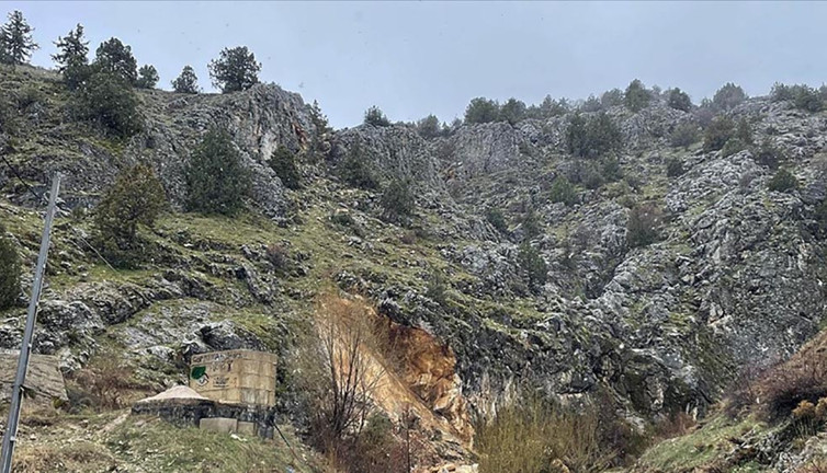 Gören şaşkına döndü! Deprem sonrası suyu kurudu…