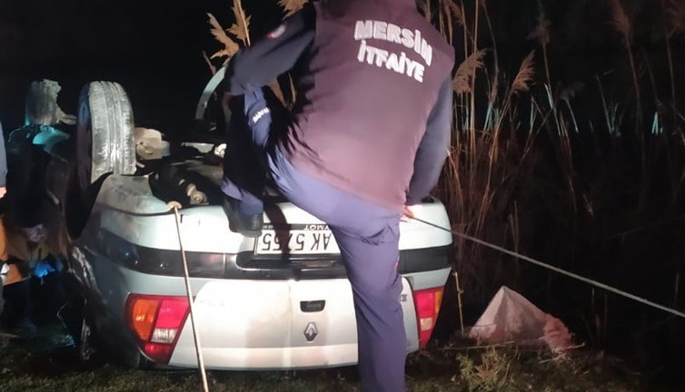 Otomobil kanala düştü: Sürücü hayatını kaybetti