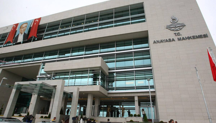 AYM'de HDP'ye kapatma davası