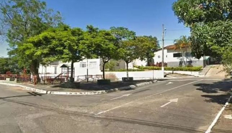 Diri diri mezara gömülen kadın 10 saat sonra kurtarıldı