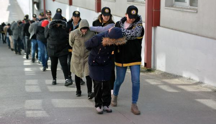 Polisten 'ineği otlatın' operasyonu. Şifre çözüldü çete çökertildi