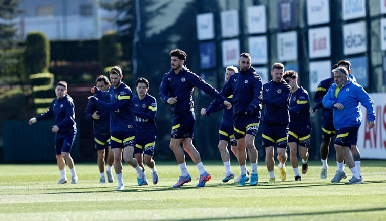 Fenerbahçe, ligin formda takımı Karagümrük deplasmanına çıkacak