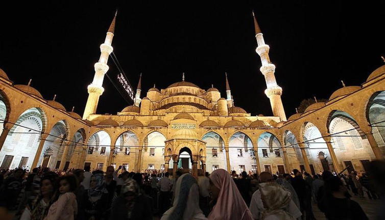 Kadir Gecesi bugün idrak edilecek