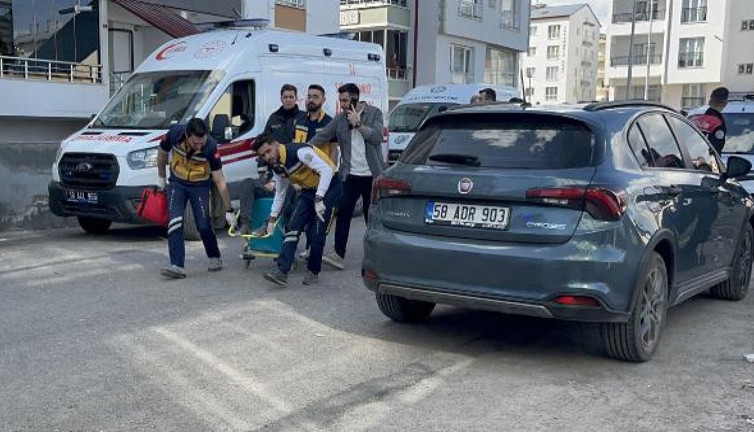 Kayınbiraderlerinden birini öldürüp, diğerini yaraladıktan sonra intihara kalkıştı