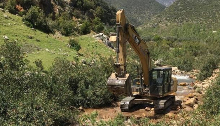 Deprem sonrası Akbez Çayı'nda köylüleri şok eden değişiklik