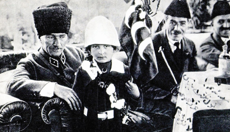Atatürk’ün çocuklar hakkındaki düşünceleri neler? Atatürk’ün çocuklar için söylediği sözler…