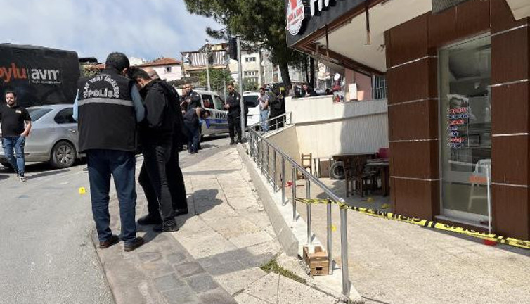 Eski eşinin sevgilisini 4 kurşunla öldürdü