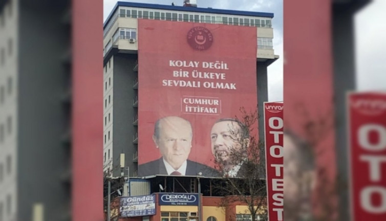 Bağımsız olduğunu iddia eden Türk Eğitim Sen’den siyasi hamle