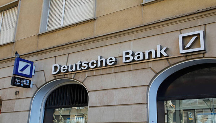 Deutsche Bank'tan İngiltere harekatı. Tam 410 Milyon sterlin verdiler