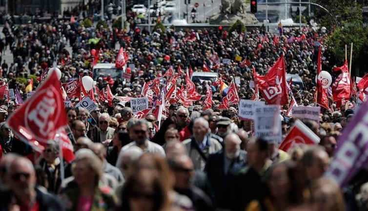1 Mayıs resmi tatil mi? 1 Mayıs İşçi Bayramında okullar açık mı?