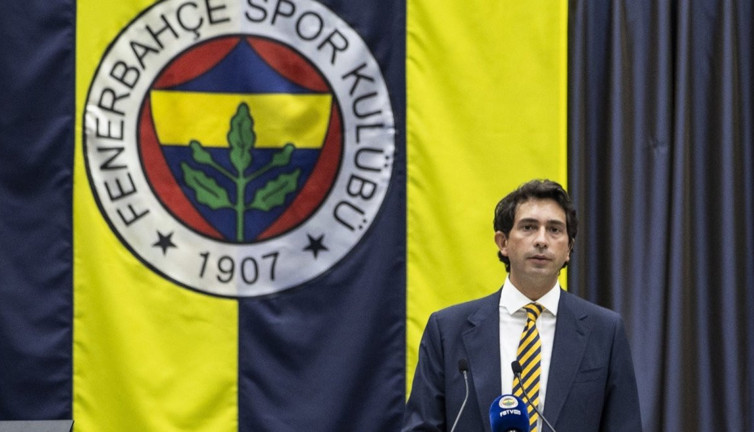 Derbi öncesi Fenerbahçeli yöneticiden hakem paylaşımı
