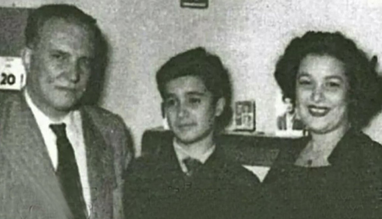 Halit Akçatepe'nin anne ve babasının kim olduğunu biliyor musunuz?