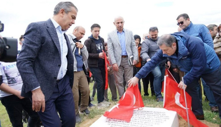 Sakarya Meydan Muharebesi’nde şehit olan 250 neferin mezarı bulundu. 102 yıldır kayıptı