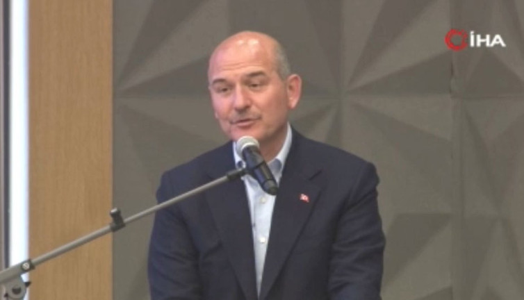 'Yeşil Pasaport hususiye dönebilir' diyen Süleyman Soylu'dan yalanlama