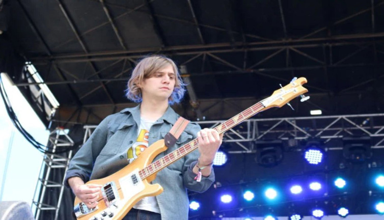 Ünlü müzisyen 44 yaşında hayatını kaybetti