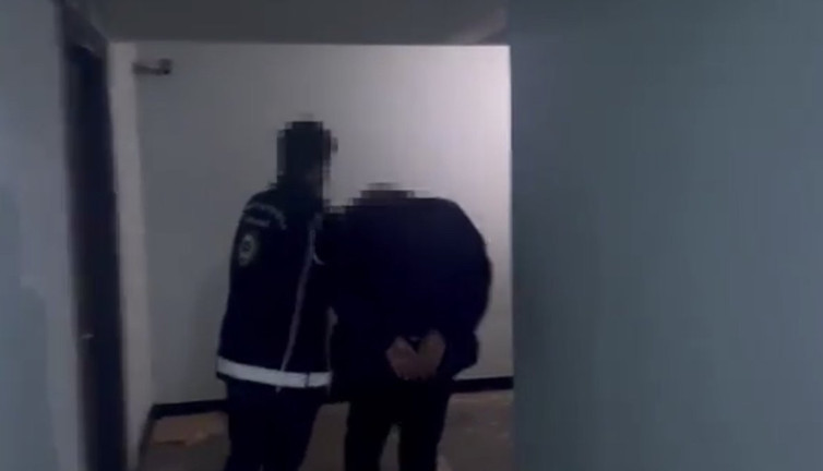 İstanbul’da kaçak göçmenlere sahte belge hazırlayanlara operasyon