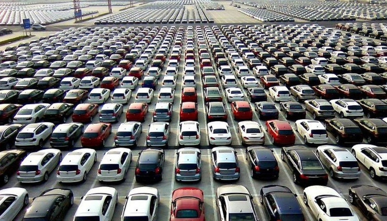 Otomotiv sektöründe hem kredilerde hem satışlarda rekor kırıldı