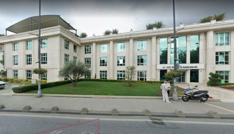 Borç içindeki AKP'li belediye borcuna karşılık ilkokul arazisini sattı