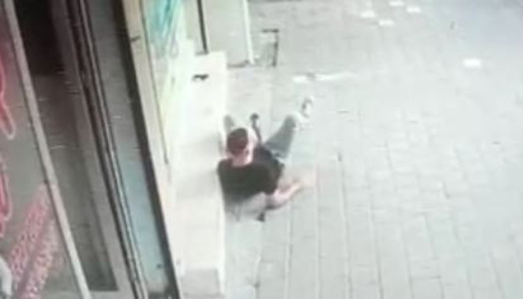 Kurşun kafasını teğet geçti