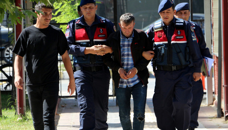 Eş katiline indirimsiz ağırlaştırılmış müebbet hapis cezası