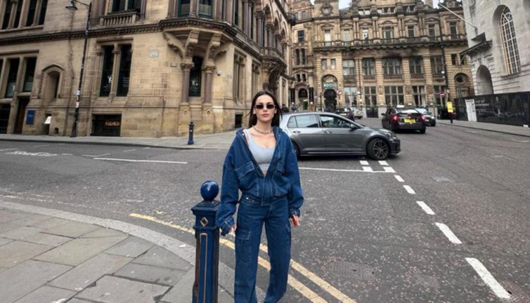 Yağmur Tanrısevsin İngiltere’de ‘İstanbul İstanbul’ diye çığlık attı. Manchester City'nin sevincine ortak oldu