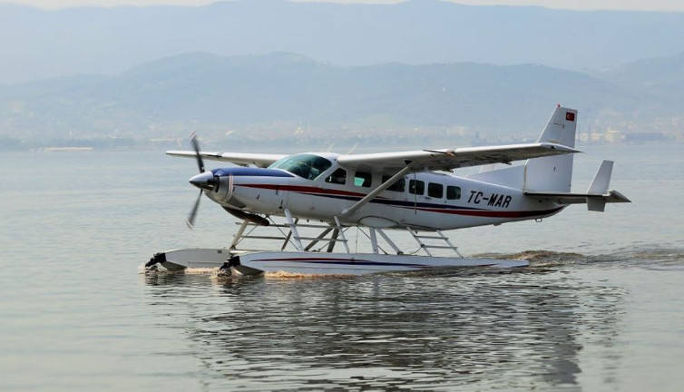 Borç içinde yüzen AKP'li belediye uçak kiralayacak. Saatlik ücreti şok etti