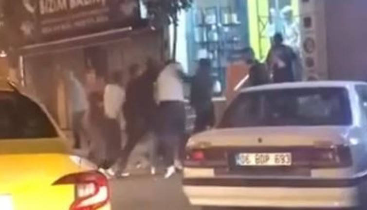 Pendik’te sokak ortasında linç girişimi