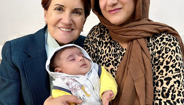 Meral Akşener: Aynı acıları paylaşan ellerimiz hep bir olacak. Bugünleri hep birlikte atlatacağız