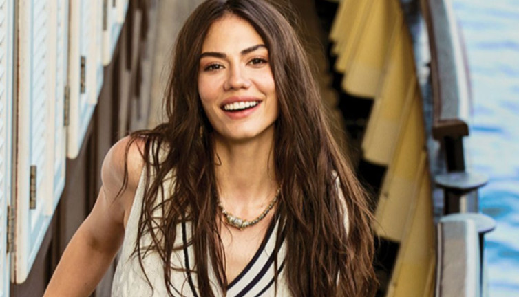 Demet Özdemir'den seçim paylaşımı