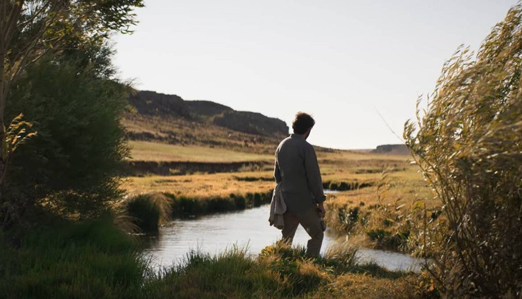 Kuru Otlar Üstüne filmi konusu nedir? Kuru Otlar Üstüne filmi fragmanı yayınlandı mı?