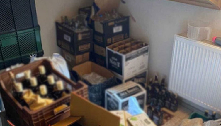 Evini sahte içki imalathanesine çevirmiş