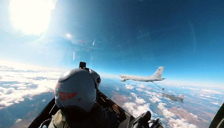 Bakan Akar Hava Kuvvetlerinin 112'nci kuruluş yıl dönümünü kutladı