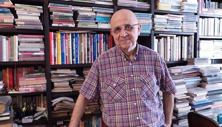 Tarihçi Zafer Toprak yaşamını yitirdi