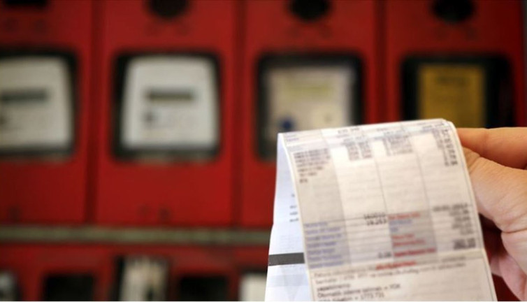 Sayaç okuma işini yandaş medya patronuna vermişler. Bu bir AKP'liden AKP'liye kıyak haberidir