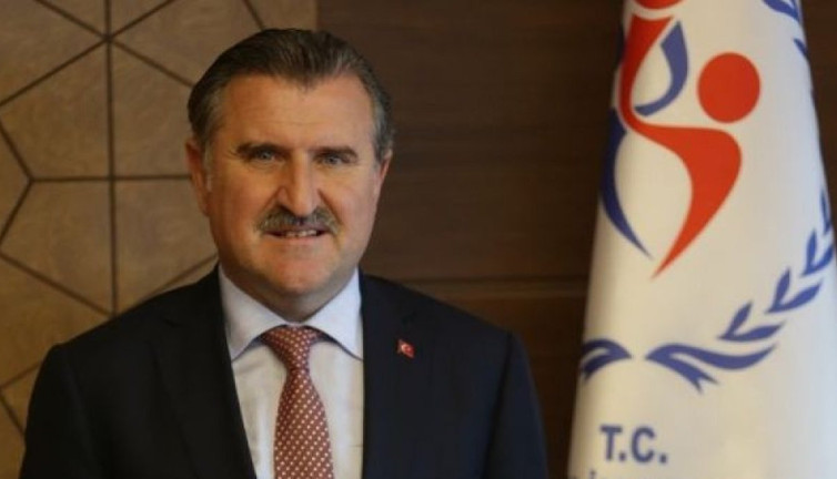 Osman Aşkın Bak kimdir? Gençlik ve Spor Bakanı Osman Aşkın Bak hangi görevlerde bulundu?