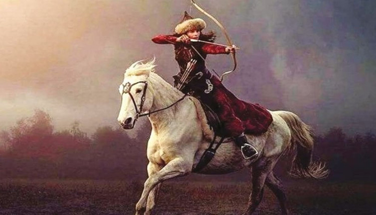 Kahraman Türk kadını ve mitoloji