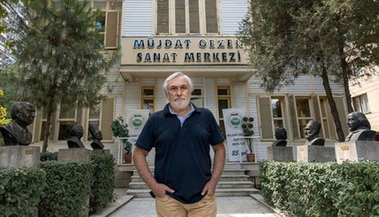 Müjdat Gezen'den kötü haber. Ekonomik kriz onu da vurdu