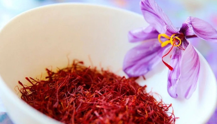 Mucize ot regl gecikmelerinde faydalı