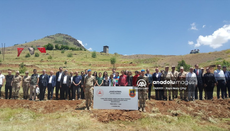 Depremde yaşamını yitiren 71 Jandarma personeli için 71 fidan dikildi