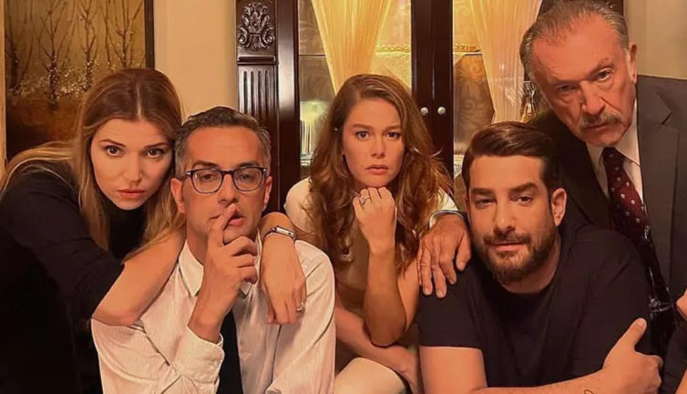 Camdaki Kız oyuncularından veda açıklaması