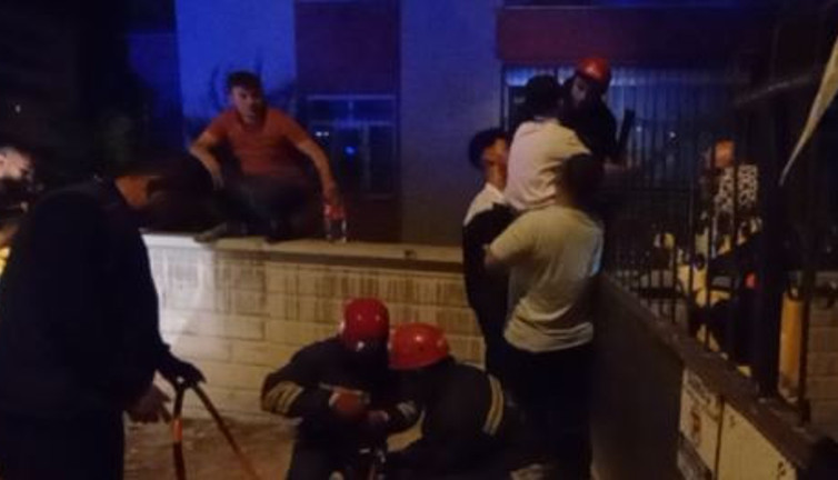 Çocuğun bacağına demir ok gibi saplandı