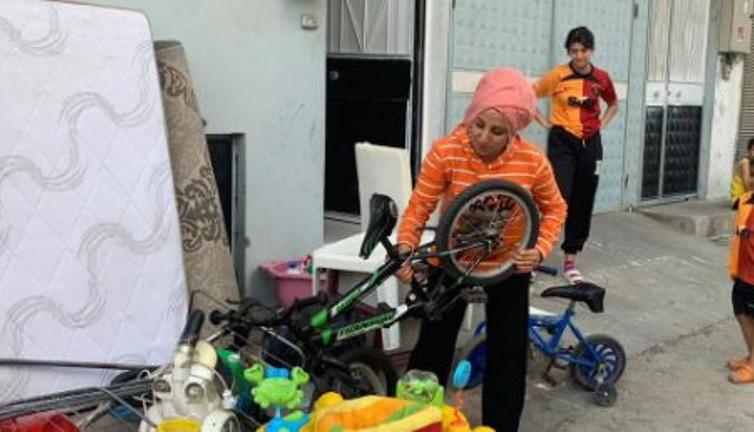 Kiracılı evini başkasına kiraladı. Ev sahibi yüzde 95 zam yapan kiracısını sokağa attı