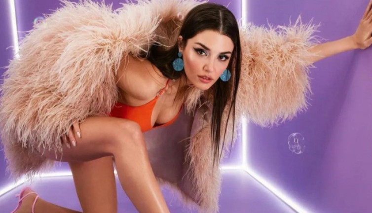 Hande Erçel'in romantik bakışları düğün gecesine damga vurdu