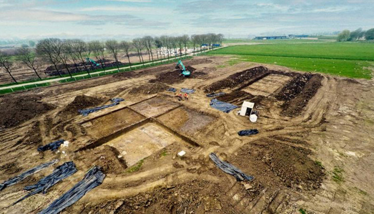 Hollanda'da 4 bin yıllık tapınak bulundu