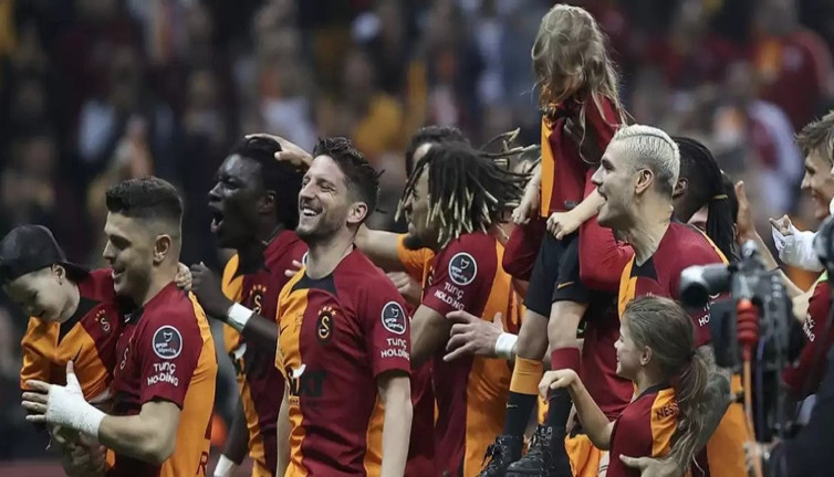 Galatasaray Hull City'le karşılaşacak. Yeri ve tarihi belli oldu