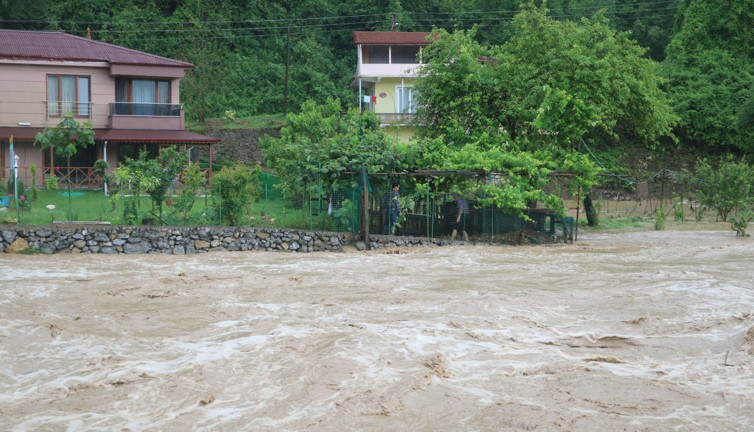 Profesörden sel sonrası su kullanımı uyarısı