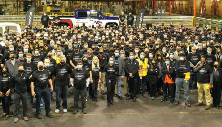 Otomotiv devi iflasın pençesinde. Kimse tahmin etmiyordu